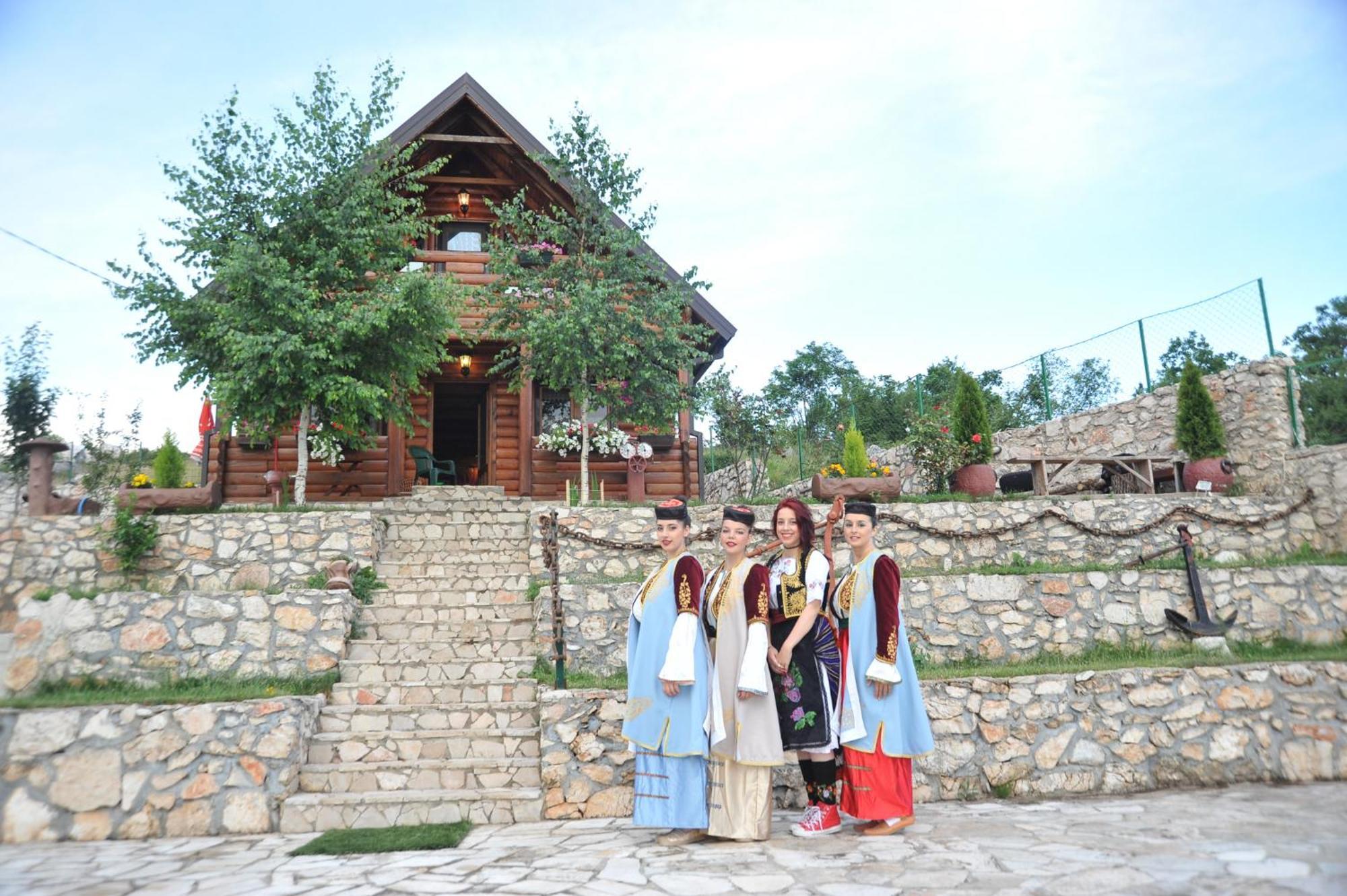 Holiday Home Zoric Nikšić Exterior foto